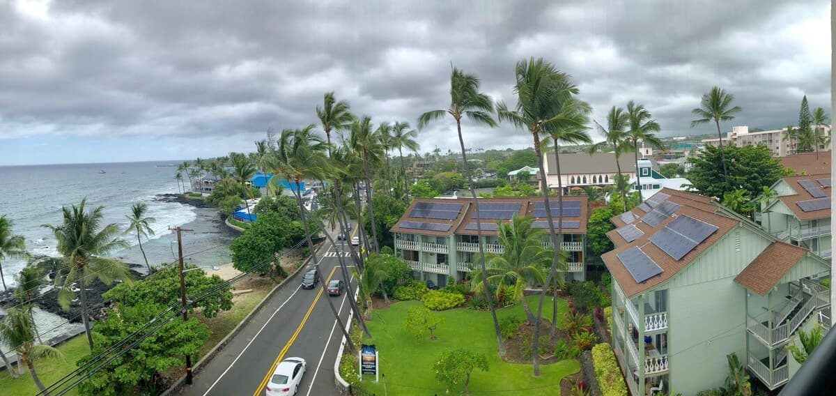 Condo in Kailua-Kona · ★4.67 · 1 bedroom · 2 beds · 2 private baths - Photo 1