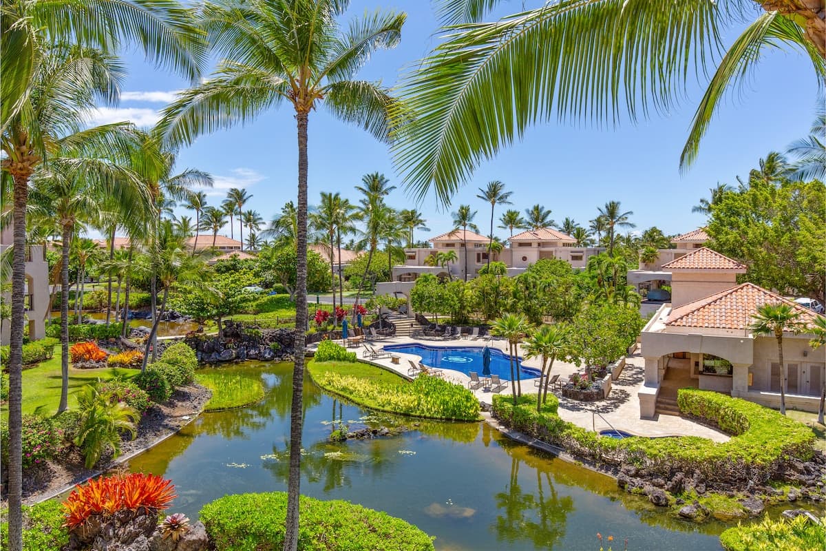 Condo in Waikoloa Village · ★4.25 · 2 bedrooms · 4 beds · 2 baths - Photo 2