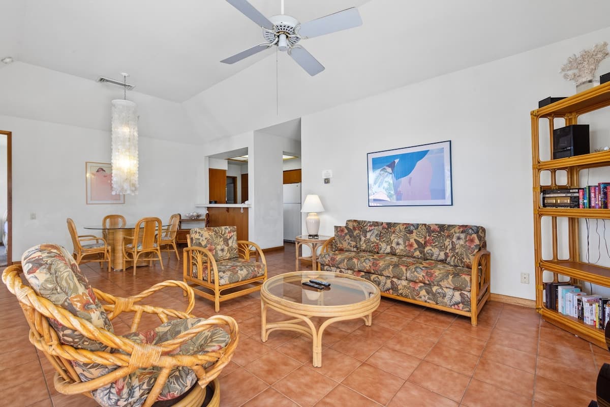 Condo in Waikoloa Village · ★4.25 · 2 bedrooms · 4 beds · 2 baths - Photo 4