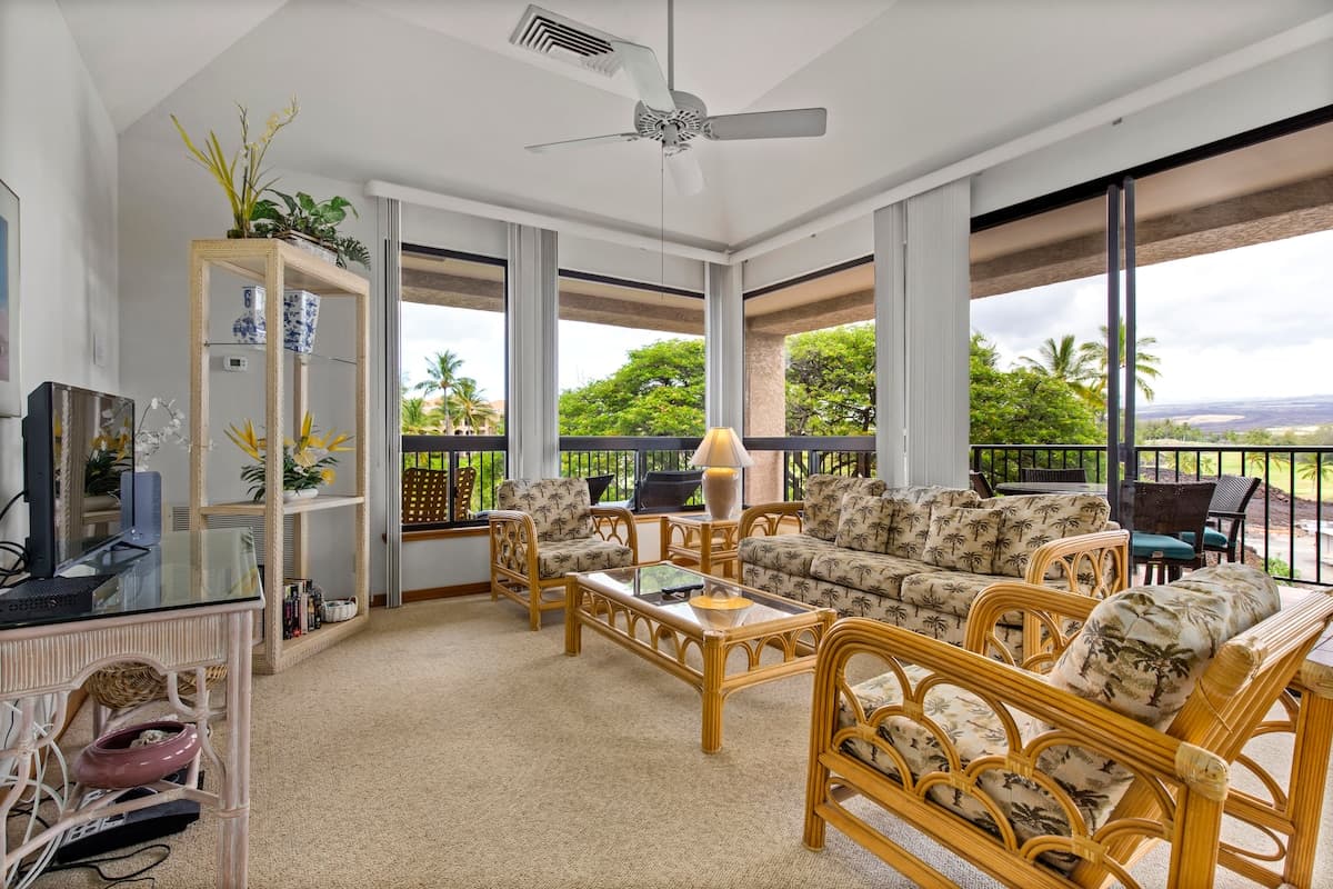 Condo in Waikoloa Village · ★4.82 · 1 bedroom · 2 beds · 1 bath - Photo 1