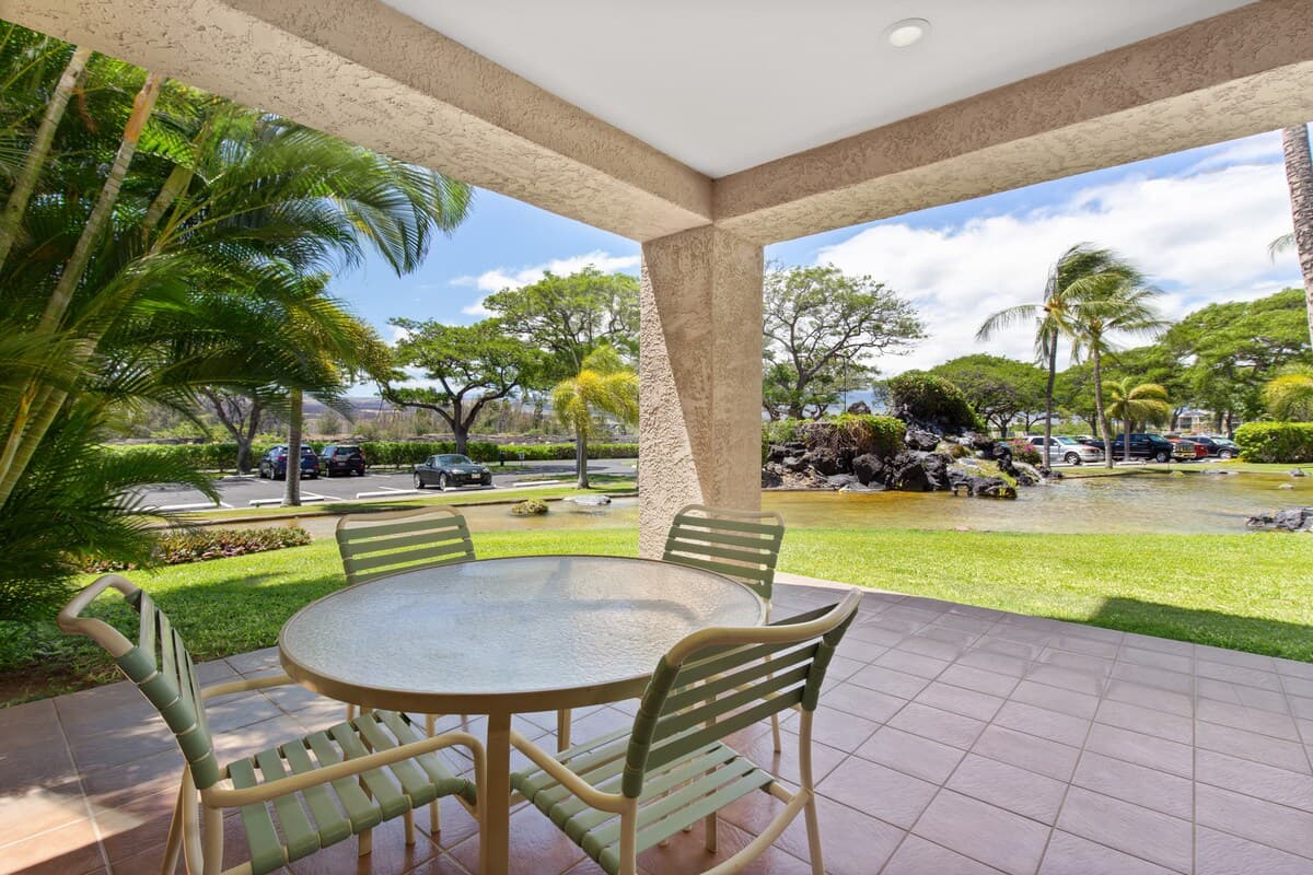 Condo in Waikoloa Village · ★4.14 · 1 bedroom · 1 bed · 1 bath - Photo 1