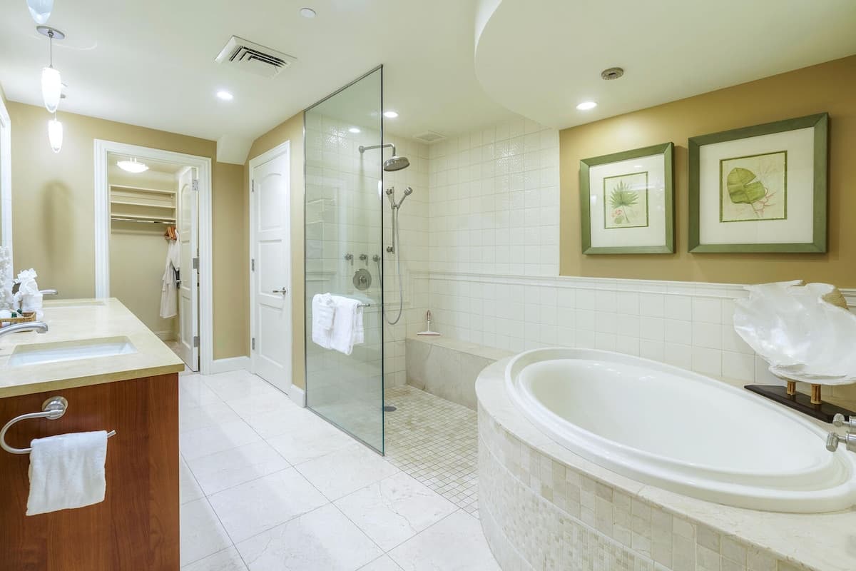Condo in Kihei · ★4.85 · 3 bedrooms · 5 beds · 3.5 private baths - Image 22