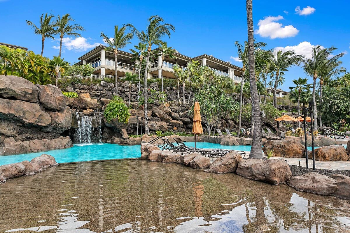 Condo in Kihei · ★4.85 · 3 bedrooms · 5 beds · 3.5 private baths - Image 39