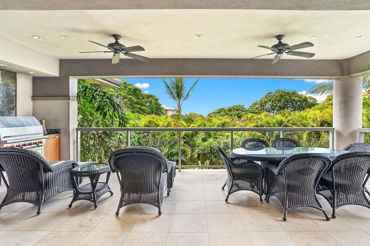Condo in Kihei · ★4.85 · 3 bedrooms · 5 beds · 3.5 private baths - Image 12