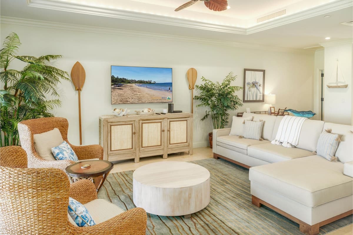 Condo in Kihei · ★4.85 · 3 bedrooms · 5 beds · 3.5 private baths - Photo 3