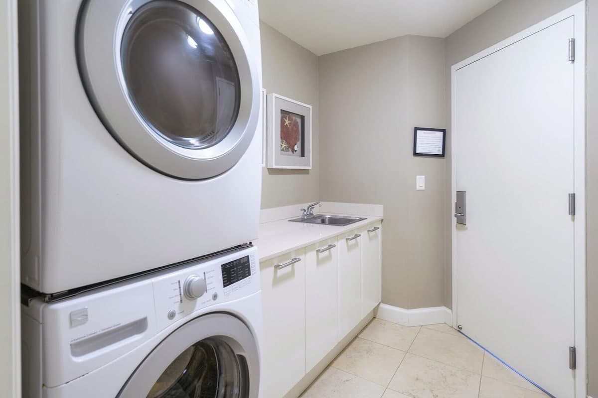 Condo in Kihei · ★4.85 · 3 bedrooms · 5 beds · 3.5 private baths - Image 34