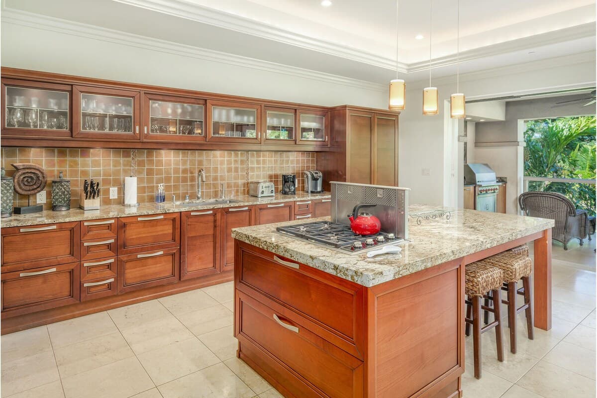 Condo in Kihei · ★4.85 · 3 bedrooms · 5 beds · 3.5 private baths - Image 15
