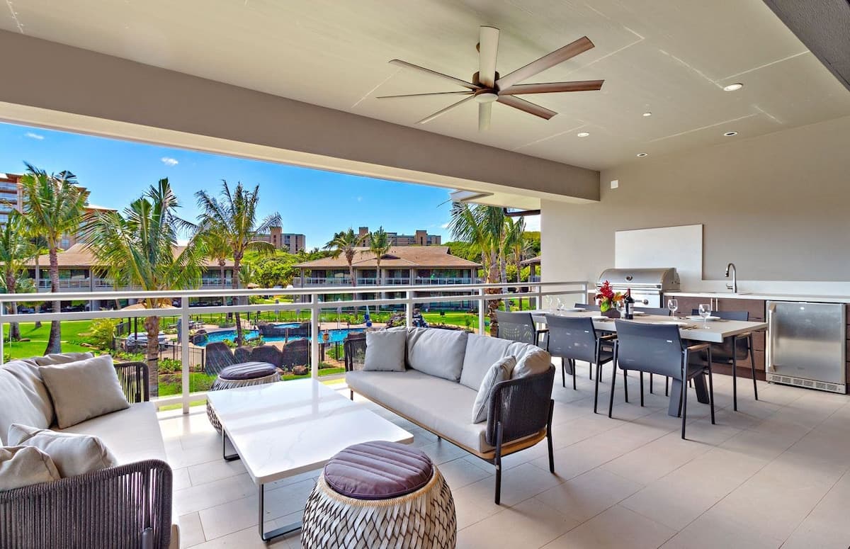 Condo in Lahaina · ★4.43 · 3 bedrooms · 4 beds · 3 baths - Photo 1