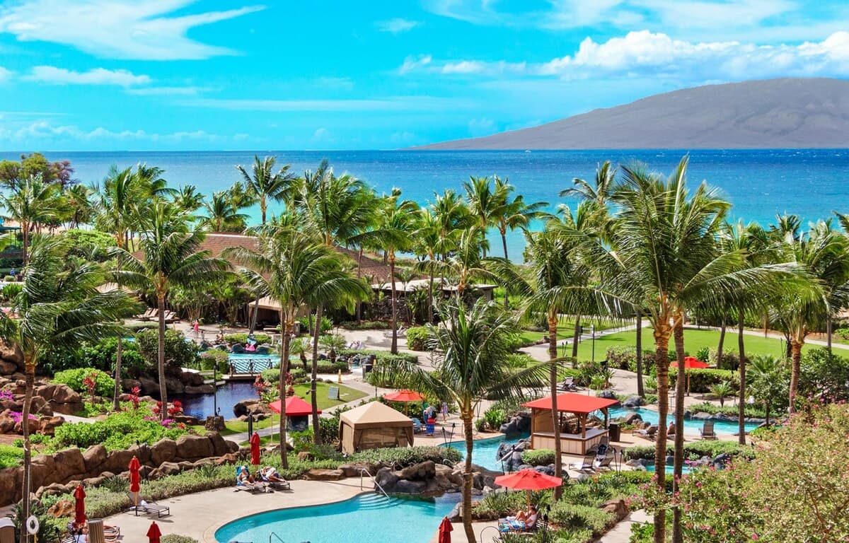 Condo in Lahaina · ★4.67 · 2 bedrooms · 3 beds · 2 baths - Photo 5