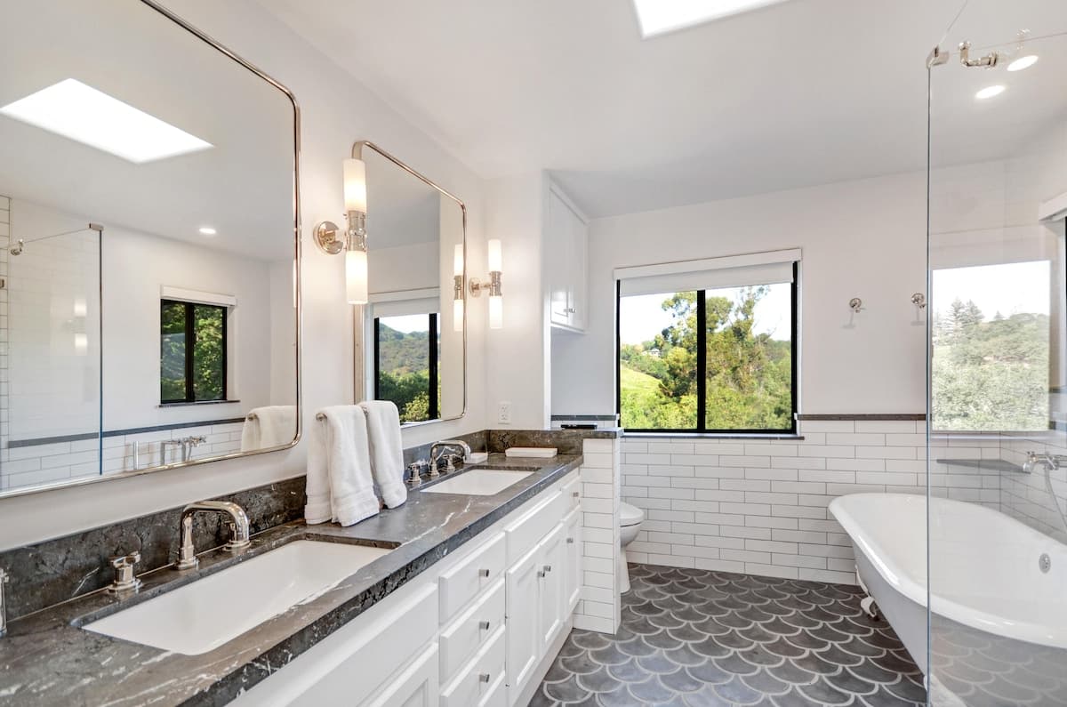 Hilltop Pool Retreat with Vineyard Views - Photo 2