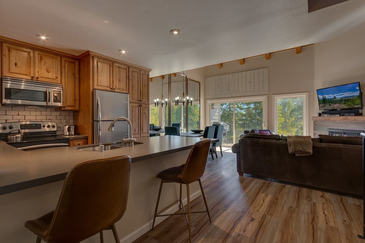 Lake View Townhouse, Dog-Friendly, Carnelian Bay - Photo 5