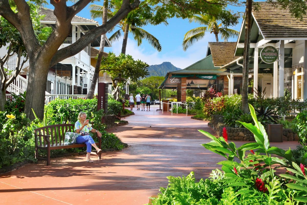 Condo in Koloa · ★4.94 · 3 bedrooms · 4 beds · 2.5 baths - Photo 2