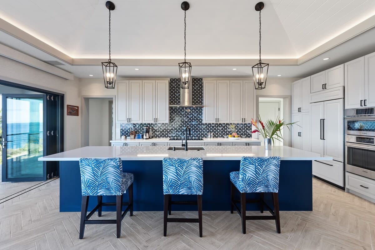 Home in Waimea · ★4.4 · 4 bedrooms · 4 beds · 4.5 baths - Photo 3