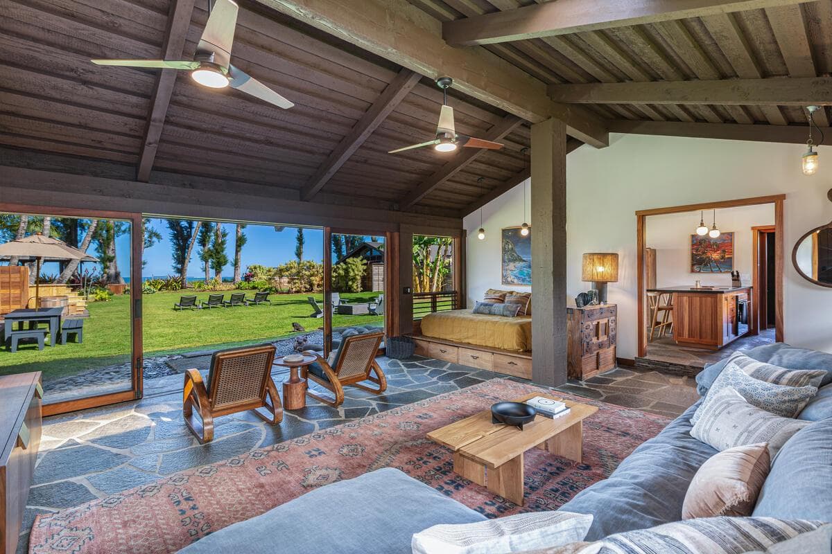 Home in Hanalei · ★5.0 · 2 bedrooms · 4 beds · 2 baths - Photo 3