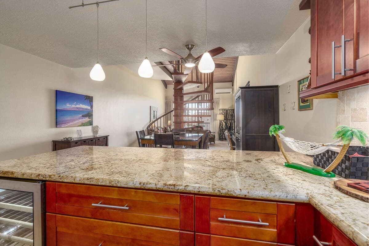 Condo in Kihei · ★4.89 · 2 bedrooms · 3 beds · 2 baths - Photo 5