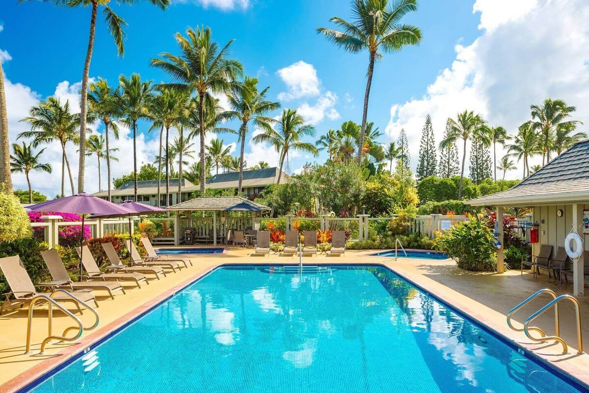 Condo in Princeville · ★4.94 · 2 bedrooms · 2 beds · 2 private baths - Photo 5