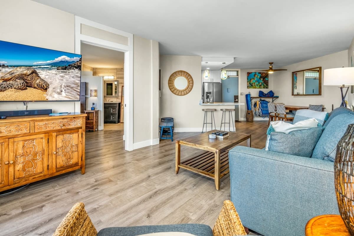Condo in Kihei · ★4.94 · 1 bedroom · 2 beds · 1 private bath - Photo 3