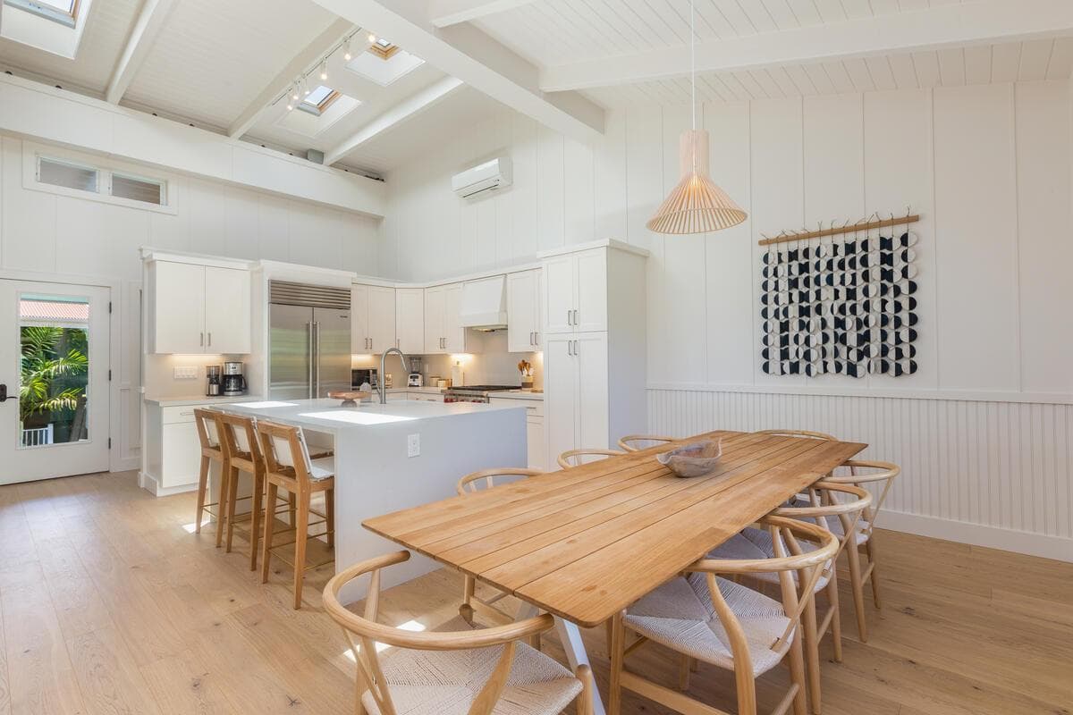 Home in Wainiha · ★5.0 · 3 bedrooms · 3 beds · 2.5 baths - Photo 4
