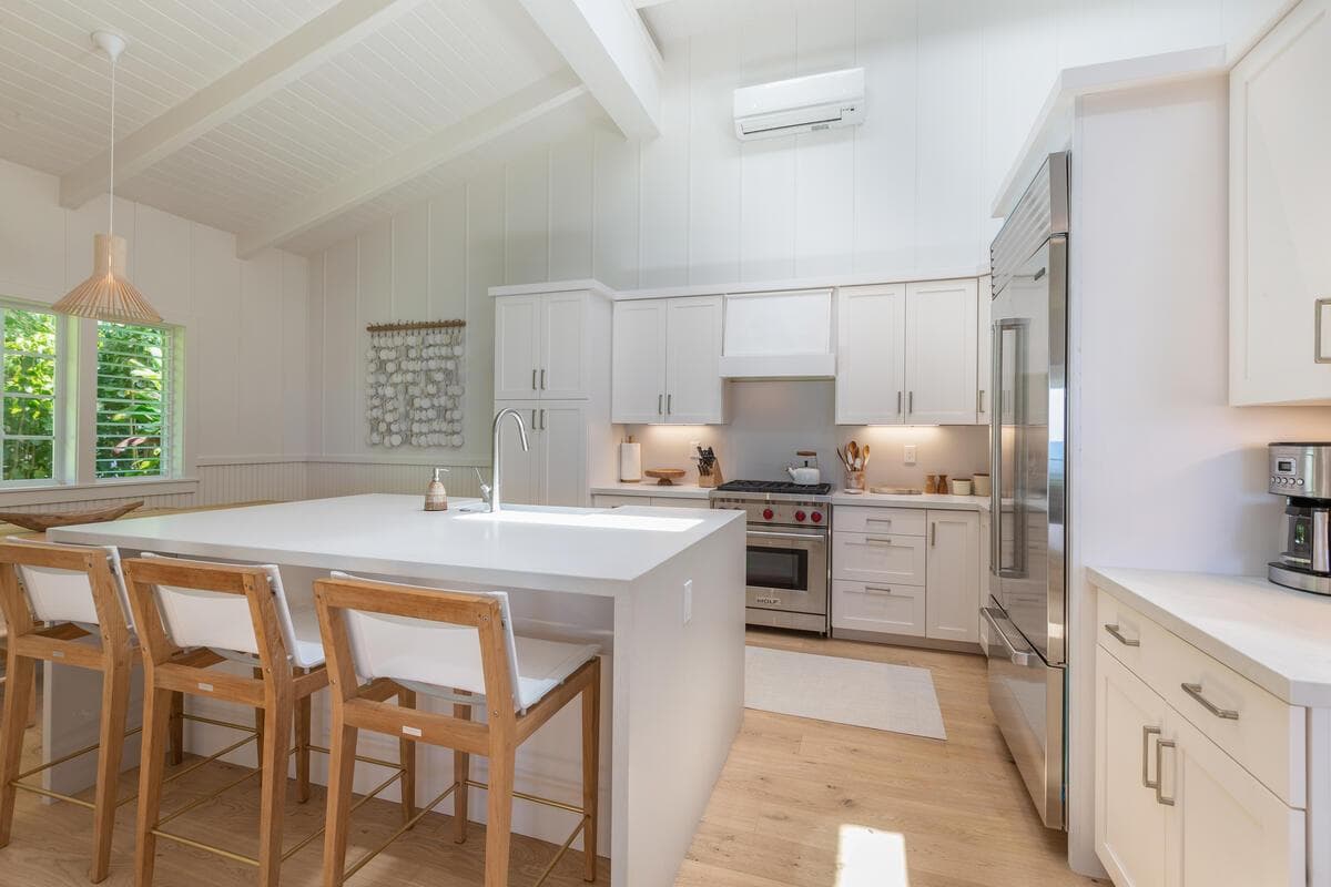 Home in Wainiha · ★5.0 · 3 bedrooms · 3 beds · 2.5 baths - Photo 5