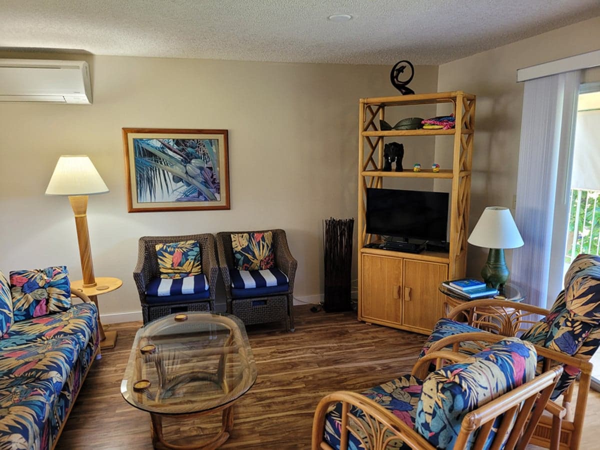 Condo in Kailua-Kona · ★4.87 · 2 bedrooms · 3 beds · 2 private baths - Photo 1