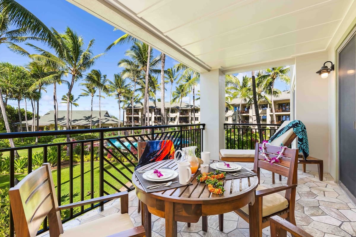Condo in Kahuku · ★4.88 · 3 bedrooms · 3 beds · 2 shared baths - Photo 1