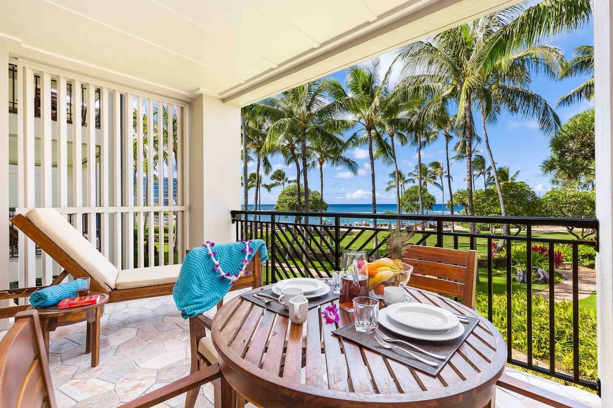 Condo in Kahuku · ★4.89 · 1 bedroom · 2 beds · 1 shared bath - Photo 1