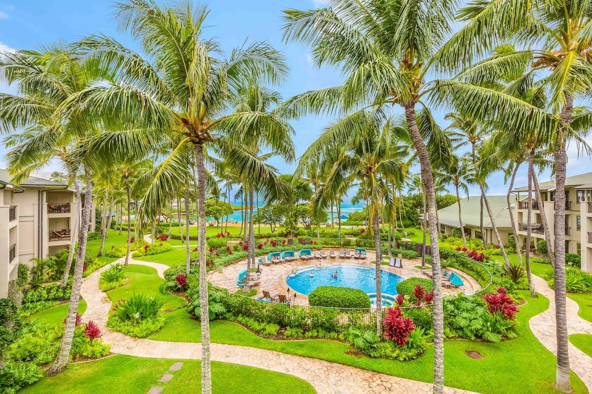 Condo in Kahuku · ★4.94 · 3 bedrooms · 3 beds · 2 shared baths - Photo 5