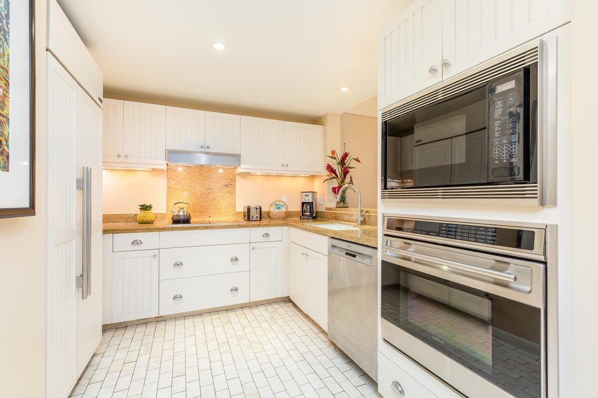 Condo in Kahuku · ★5.0 · 3 bedrooms · 3 beds · 2 shared baths - Photo 4