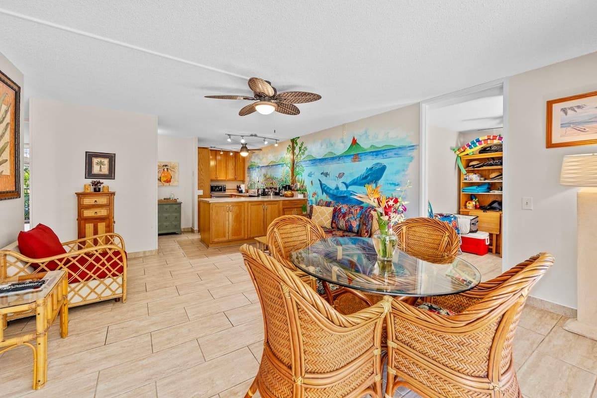 Condo in Kailua-Kona · ★4.68 · 2 bedrooms · 3 beds · 2 private baths - Photo 5