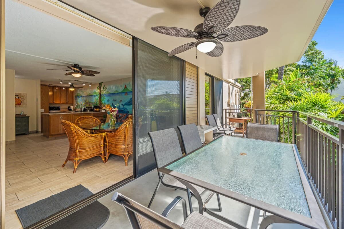 Condo in Kailua-Kona · ★4.68 · 2 bedrooms · 3 beds · 2 private baths - Photo 3