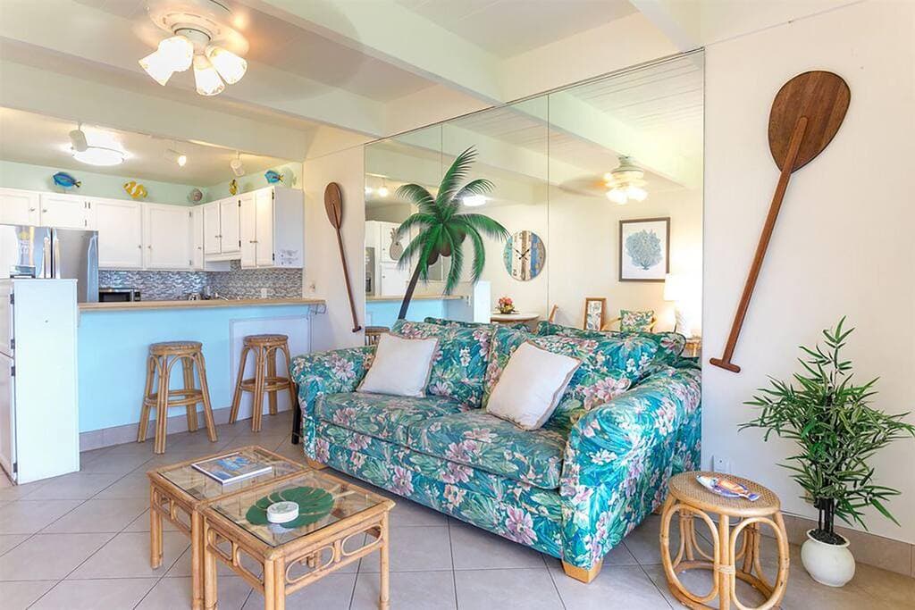 Condo in Kihei · ★4.74 · 1 bedroom · 2 beds · 1 bath - Photo 3