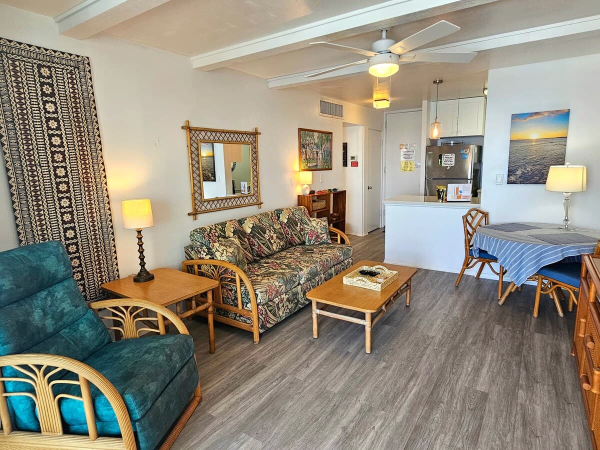 Condo in Kailua-Kona · ★4.67 · 1 bedroom · 2 beds · 1 bath - Photo 3