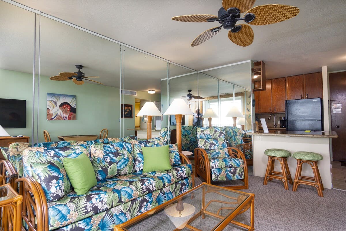 Condo in Kailua-Kona · ★4.76 · 1 bedroom · 2 beds · 1 bath - Photo 3