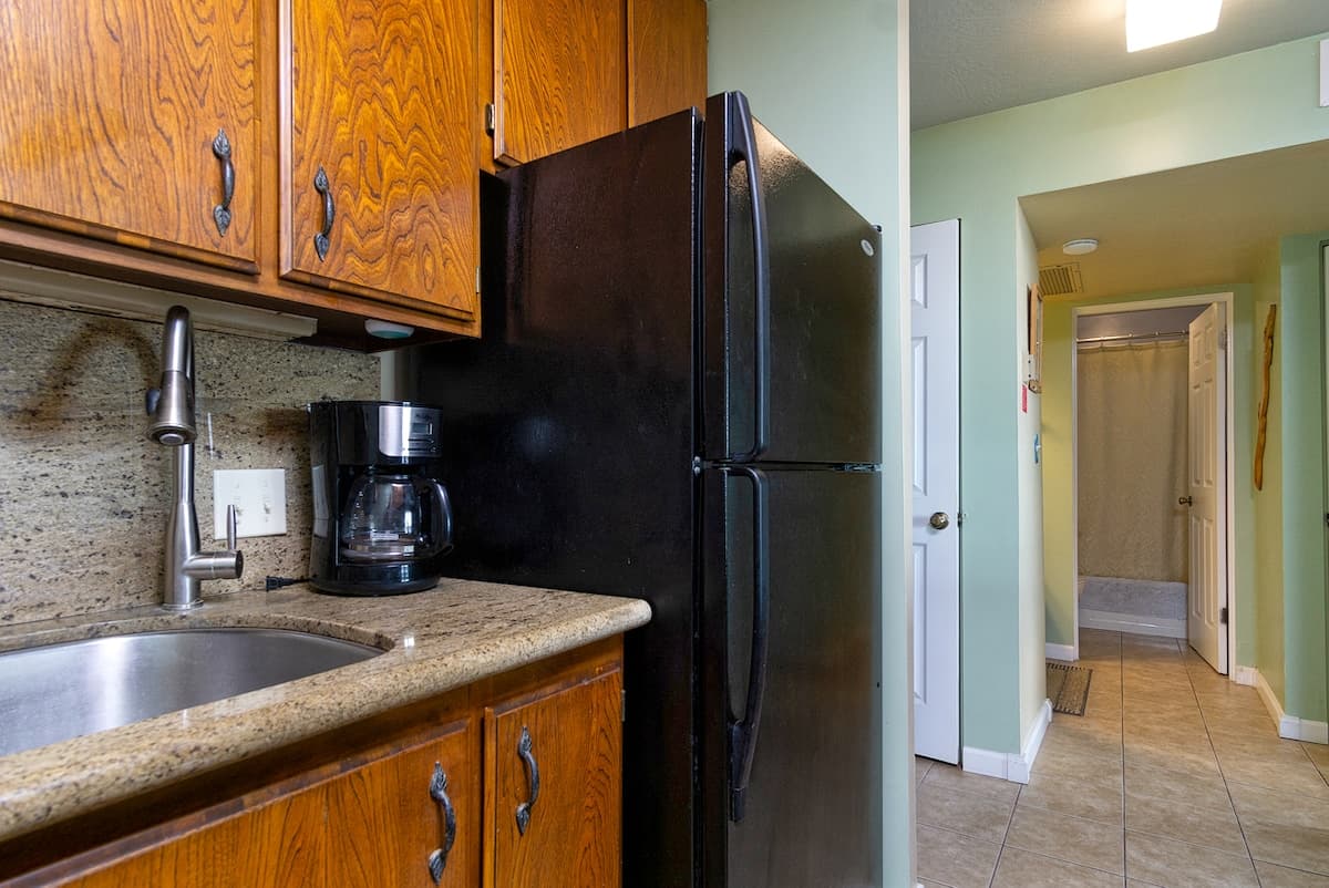 Condo in Kailua-Kona · ★4.76 · 1 bedroom · 2 beds · 1 bath - Photo 5