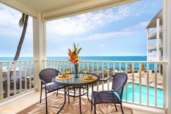 Condo in Kailua-Kona · ★4.66 · 1 bedroom · 2 beds · 1 bath - Photo 1