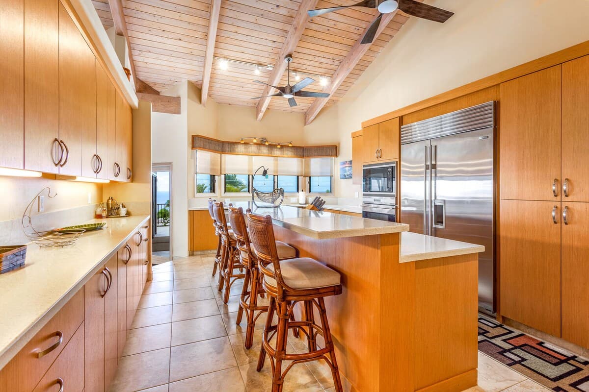 Home in Kailua-Kona · ★4.94 · 3 bedrooms · 3 beds · 3.5 baths - Photo 1
