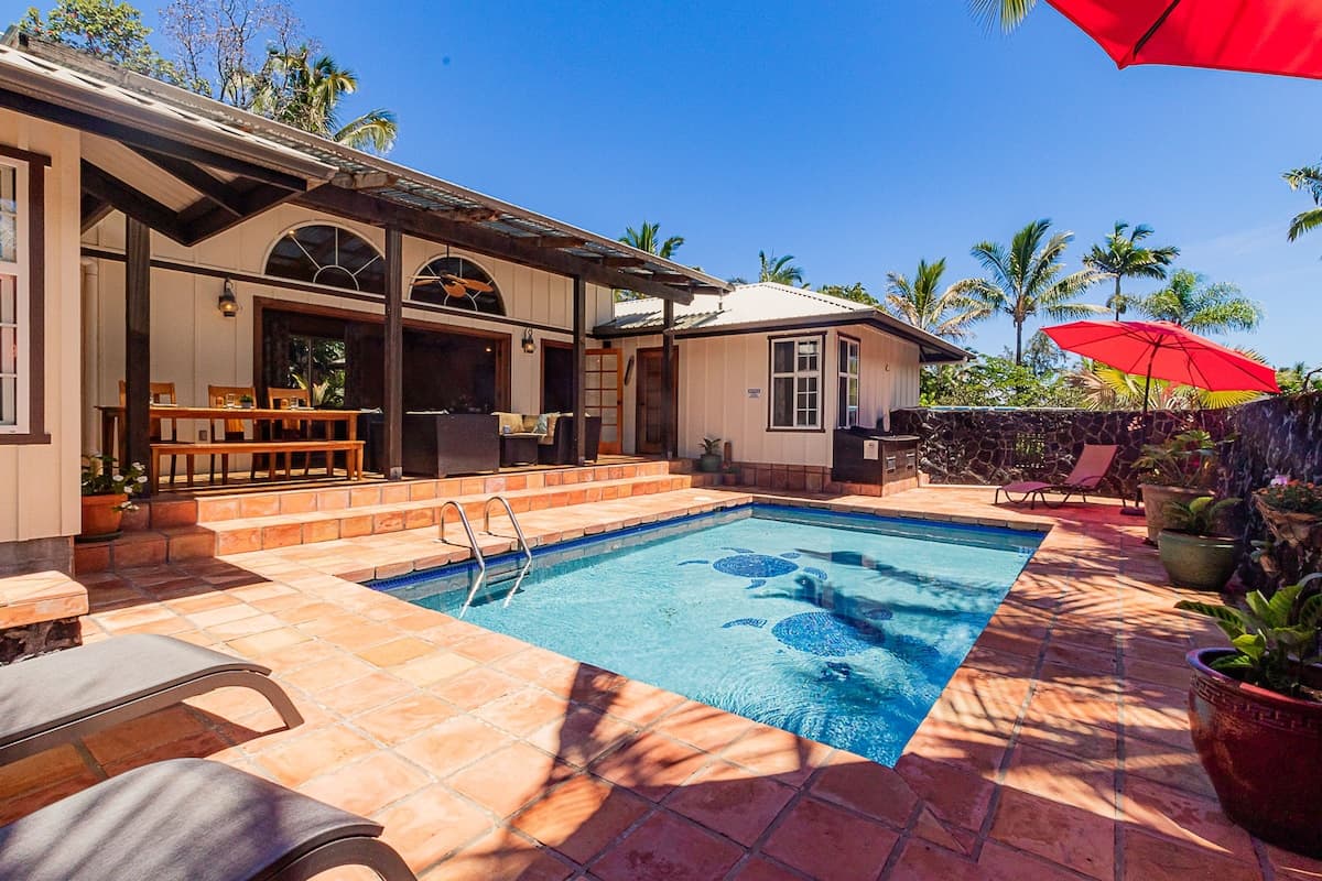 Home in Keaau · ★4.8 · 3 bedrooms · 4 beds · 3 baths - Photo 2