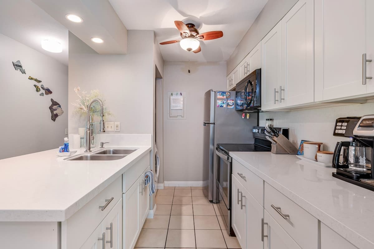 Townhouse in Waikoloa Village · ★4.68 · 2 bedrooms · 4 beds · 2 shared baths - Photo 4
