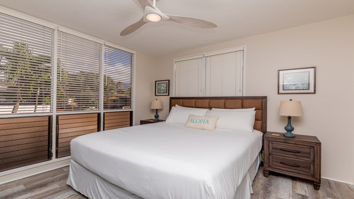 Condo in Lahaina · ★4.65 · 1 bedroom · 2 beds · 1 private bath - Photo 2