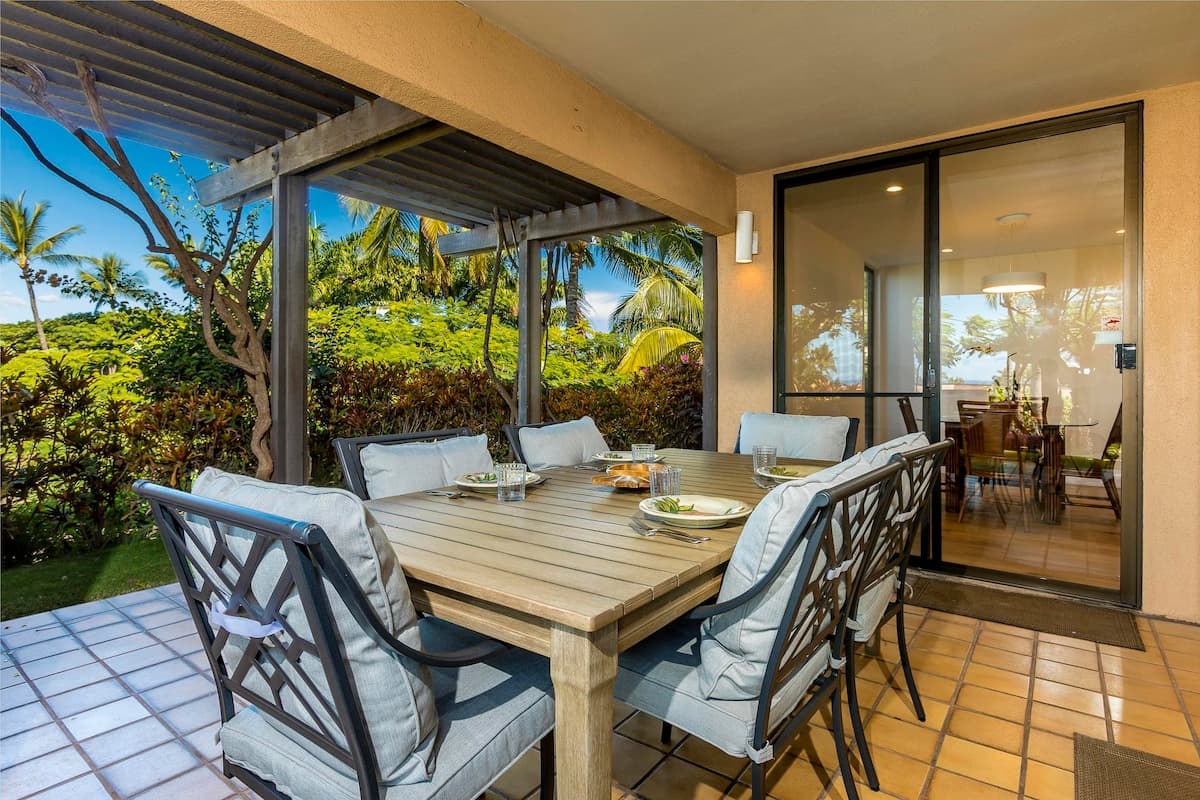Condo in Kihei · ★4.86 · 2 bedrooms · 2 beds · 2 baths - Photo 3