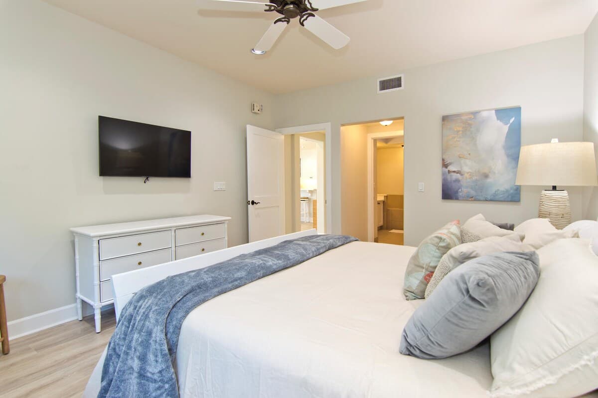 Condo in Waikoloa Beach Resort · ★4.87 · 3 bedrooms · 4 beds · 2 baths - Photo 3