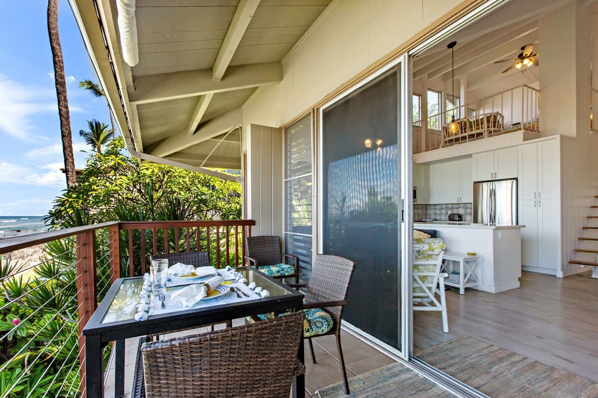 Condo in Lahaina · ★4.65 · 3 bedrooms · 4 beds · 2 baths - Photo 4