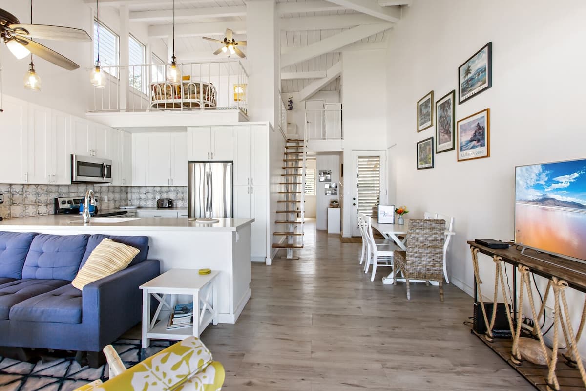 Condo in Lahaina · ★4.65 · 3 bedrooms · 4 beds · 2 baths - Photo 5