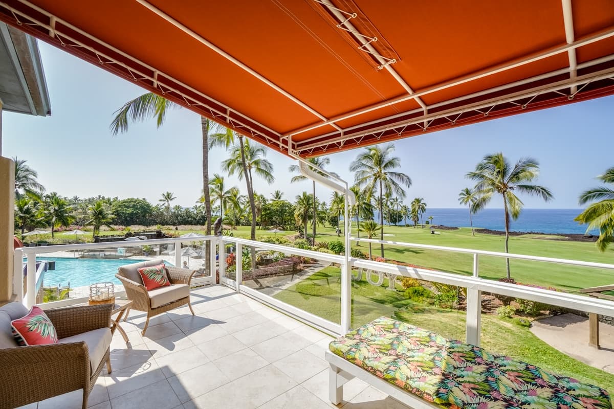 Condo in Kailua-Kona · ★4.75 · 2 bedrooms · 4 beds · No bathroom - Photo 1