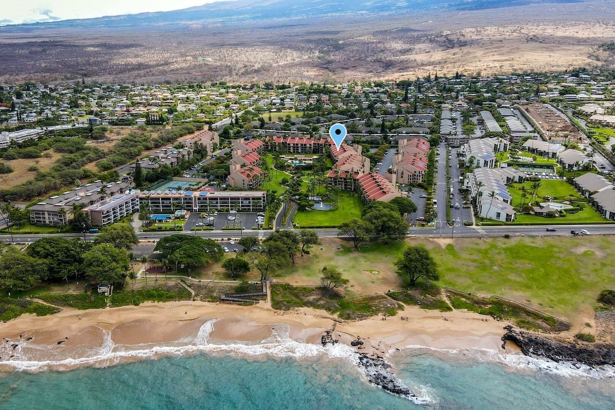 Condo in Kihei · ★4.85 · 1 bedroom · 2 beds · 2 private baths - Photo 5