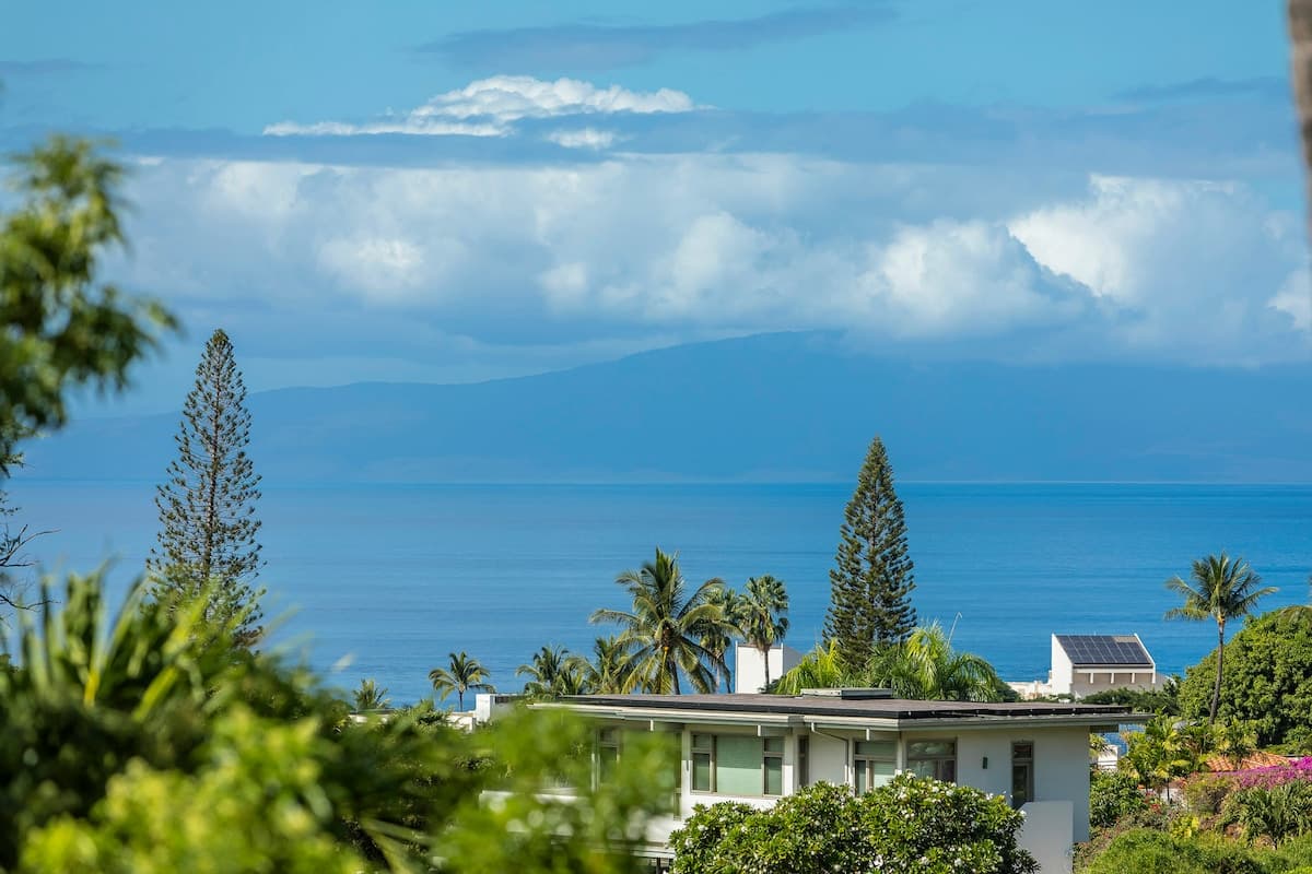 Condo in Kihei · ★4.61 · 1 bedroom · 2 beds · 2 shared baths - Photo 3