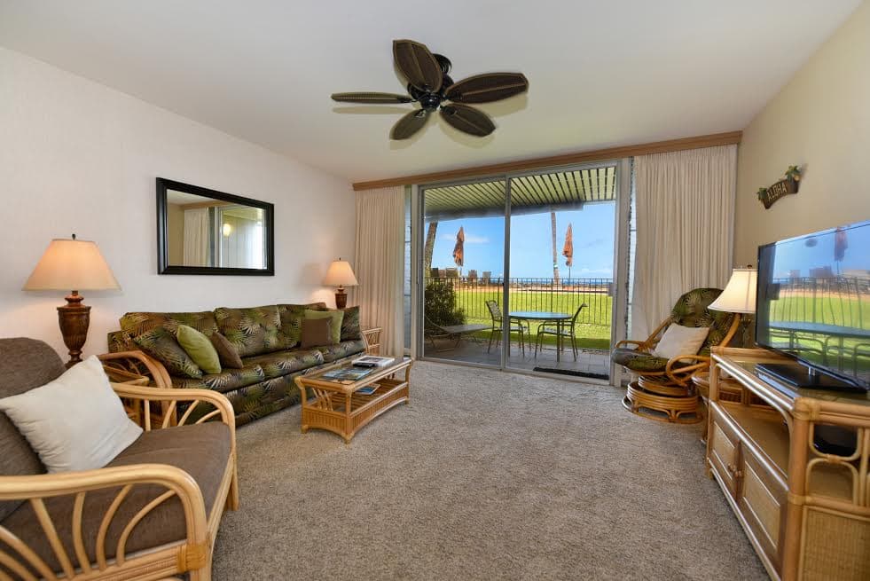 Condo in Lahaina · ★4.86 · 1 bedroom · 1 bed · 1 private bath - Photo 2