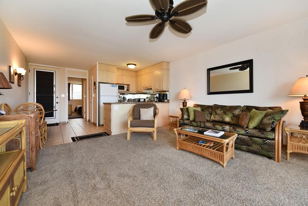 Condo in Lahaina · ★4.86 · 1 bedroom · 1 bed · 1 private bath - Photo 3