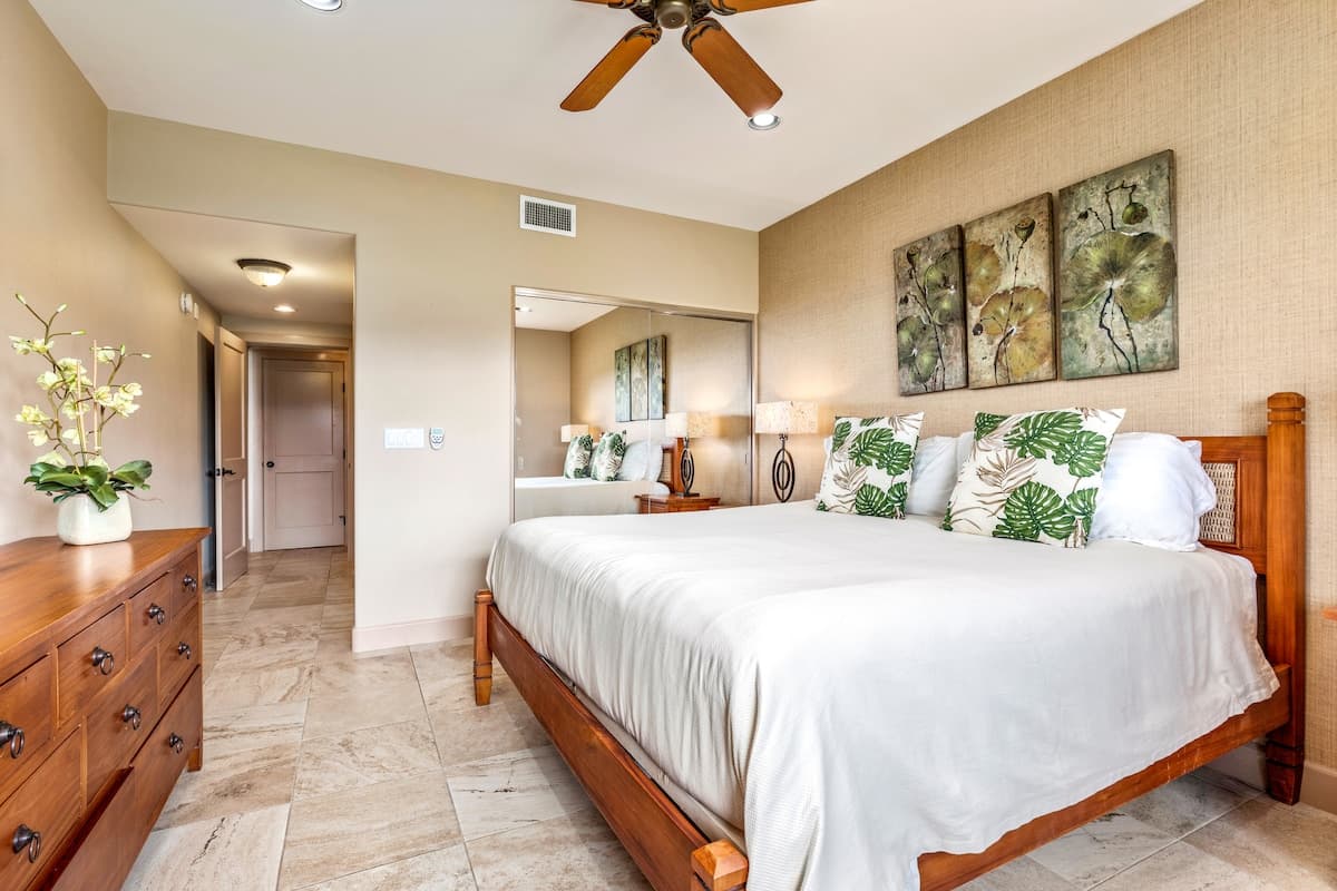 Condo in Waikoloa Village · ★4.95 · 2 bedrooms · 3 beds · 2 baths - Photo 3