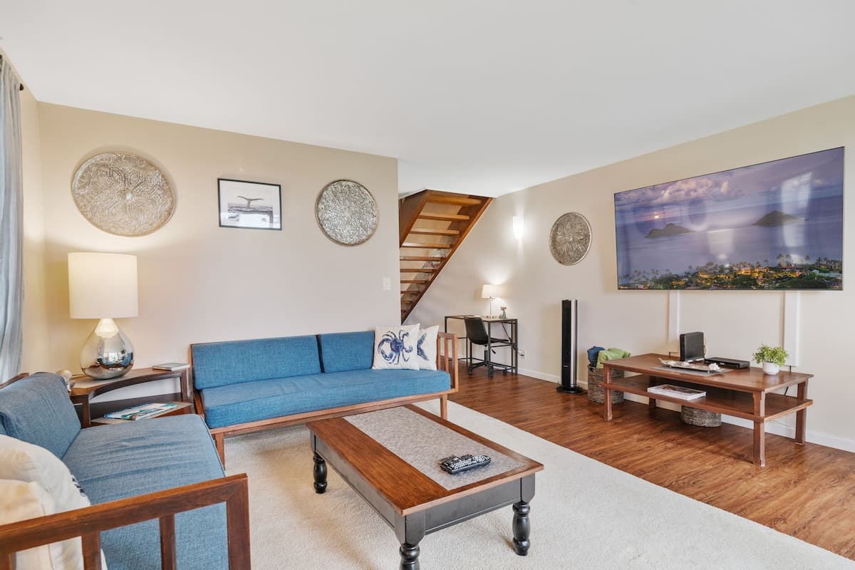 Condo in Kahuku · ★4.83 · 2 bedrooms · 3 beds · 2.5 shared baths - Photo 3